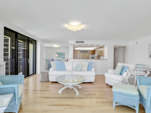 6th floor views Gulf Front of Vanderbilt Beach 3 month rental